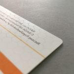 Plastikowe wizytówki z lakierem wybiórczym